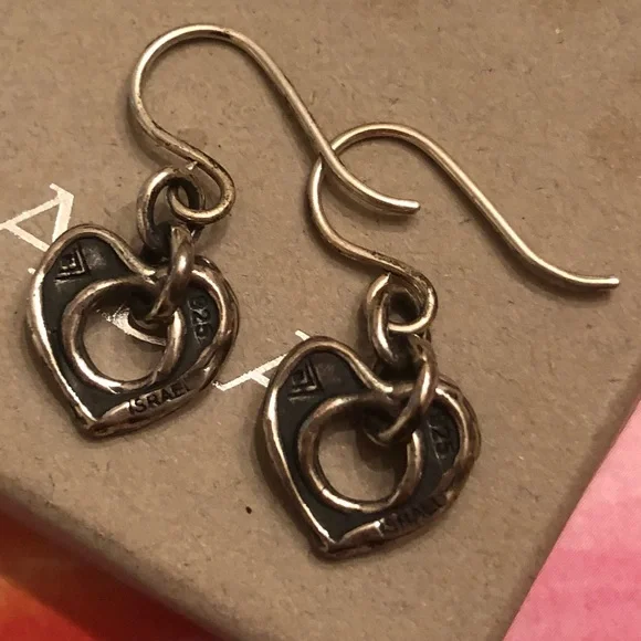 Silpada Artisan Oxidized Sterling Silver Cutout Heart Dangle Earrings W1912 - Picture 11 of 16